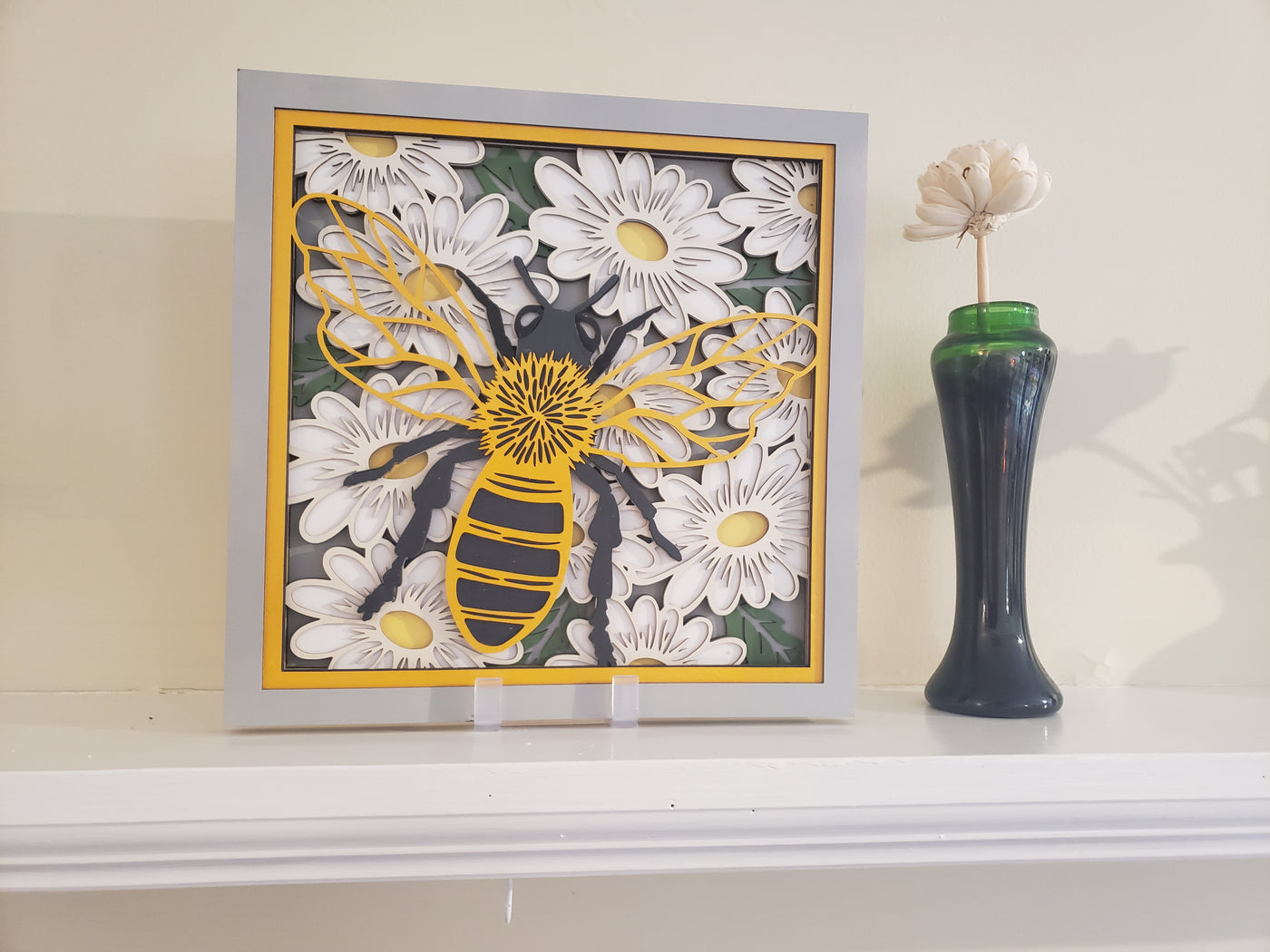 Wood Wall Art-Bumble Bee with Daisies  Multi-Layered